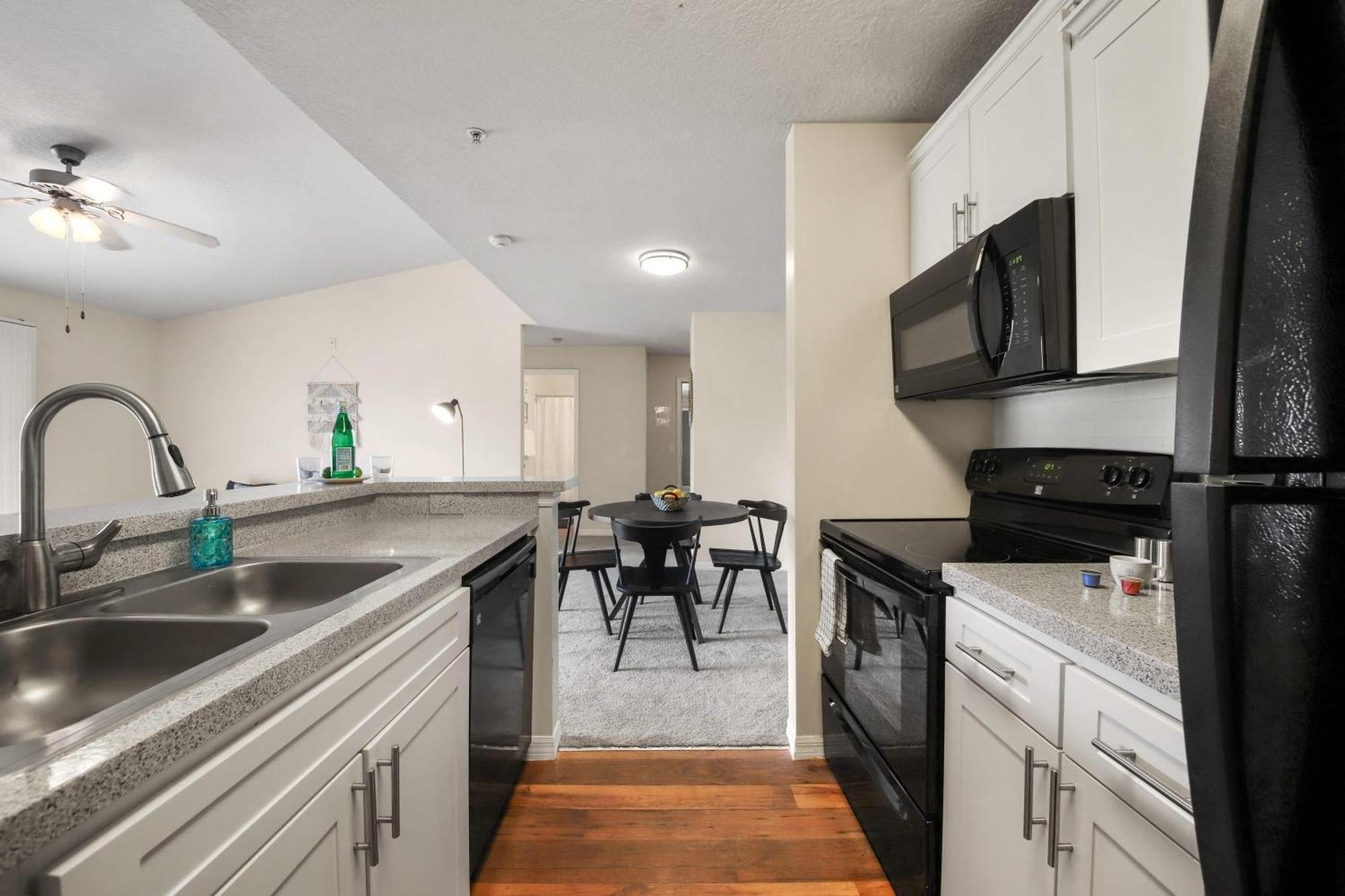 Beautiful 2Br W Balcony Pool Gym Tennis Bradenton Exterior photo